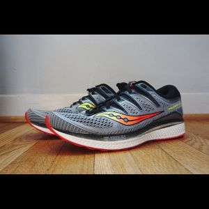 Saucony Triumph ISO 5 running shoes – US 11